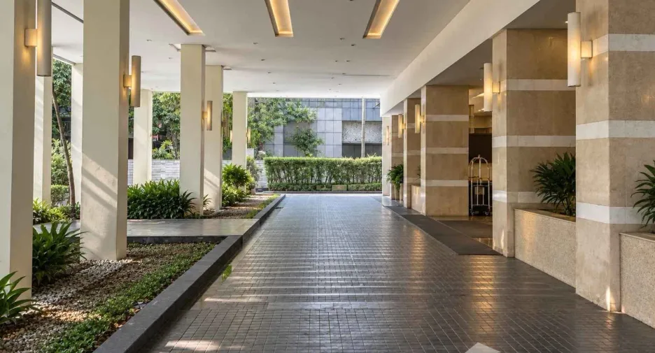 For rent studio condo in Pathum Wan, Bangkok
