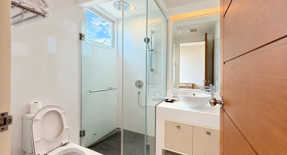 Apartment zur Miete mit 3 Zimmer in Khlong Toei, Bangkok