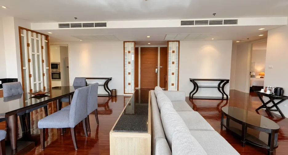 Apartment zur Miete mit 3 Zimmer in Khlong Toei, Bangkok