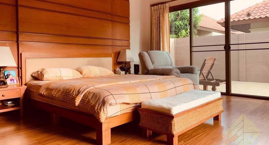 For rent 3 ベッドルーム house in Huay Yai, Pattaya