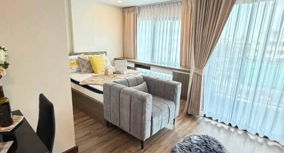 For sale 1 bed condo in Bangkok Noi, Bangkok