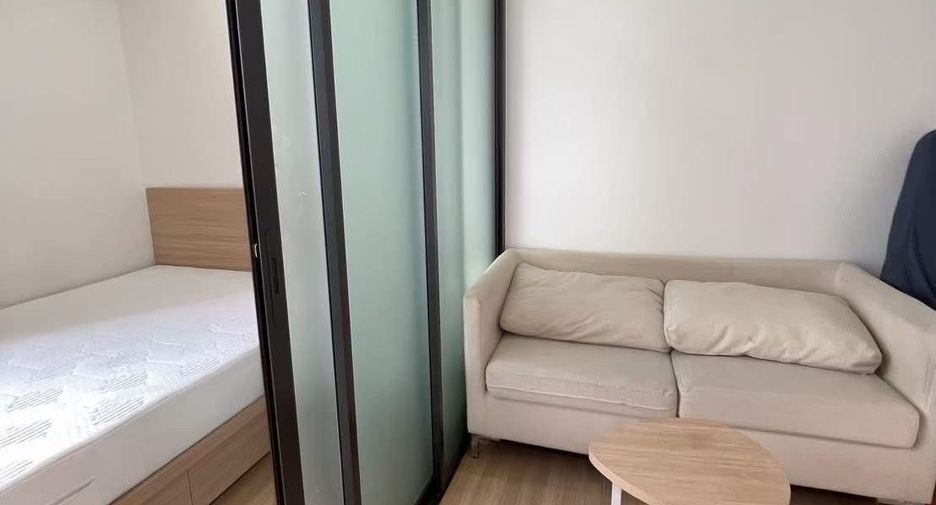 For rent 2 bedrooms condo in Phra Khanong, Bangkok