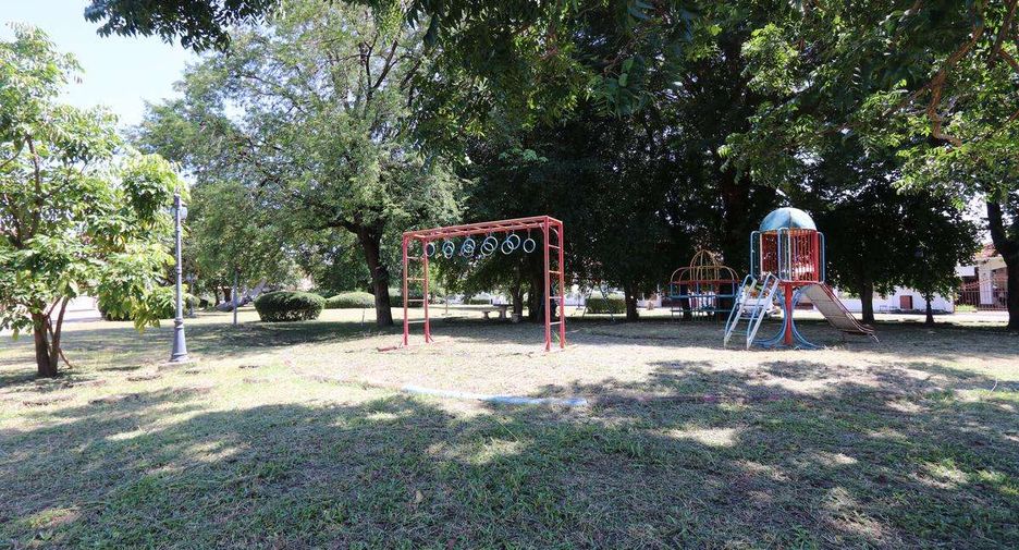 For rent 3 bedrooms house in San Kamphaeng, Chiang Mai