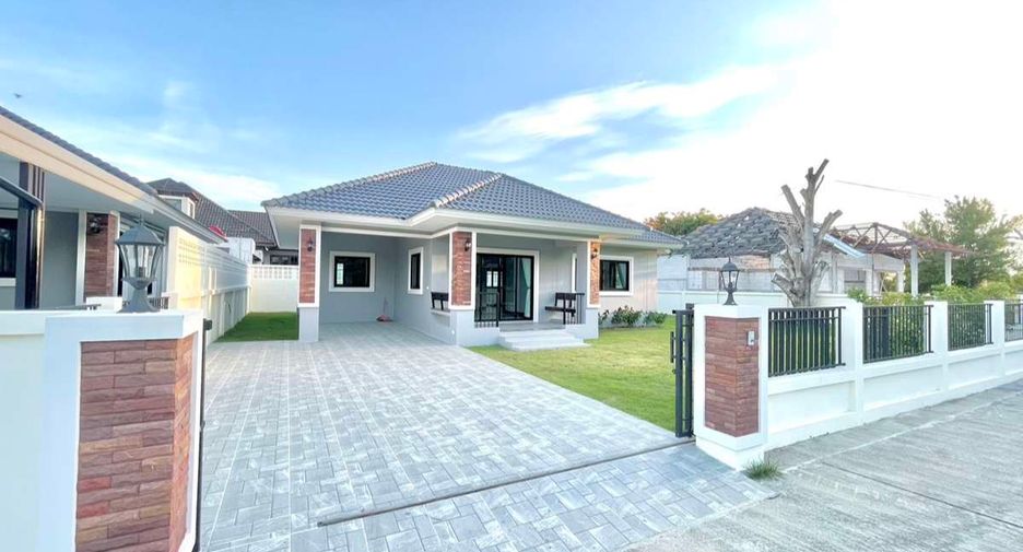 For rent 3 bedrooms house in San Sai, Chiang Mai