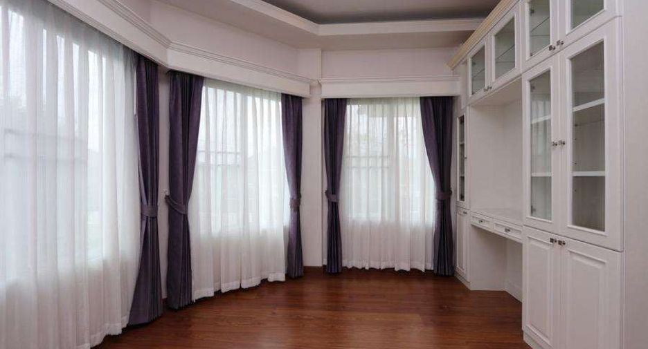 For rent 4 bedrooms house in San Sai, Chiang Mai