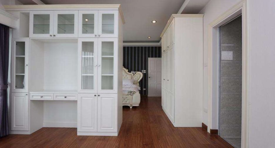 For rent 4 bedrooms house in San Sai, Chiang Mai