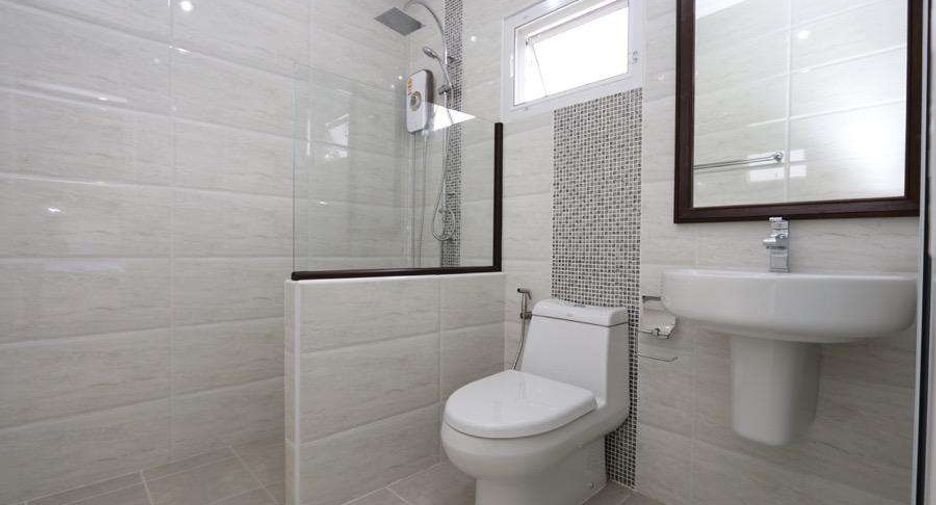 For rent 4 bedrooms house in San Sai, Chiang Mai