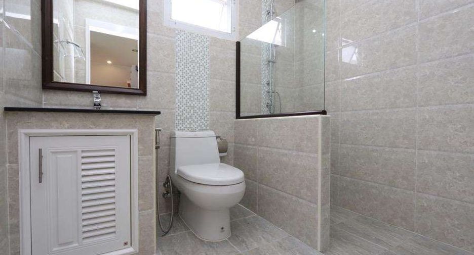 For rent 4 bedrooms house in San Sai, Chiang Mai