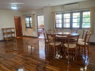 Haus zur Miete mit 4 Zimmer in Mueang Chiang Mai, Chiang Mai