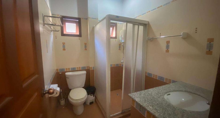 Haus zur Miete mit 4 Zimmer in Mueang Chiang Mai, Chiang Mai