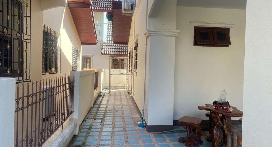 Haus zur Miete mit 4 Zimmer in Mueang Chiang Mai, Chiang Mai