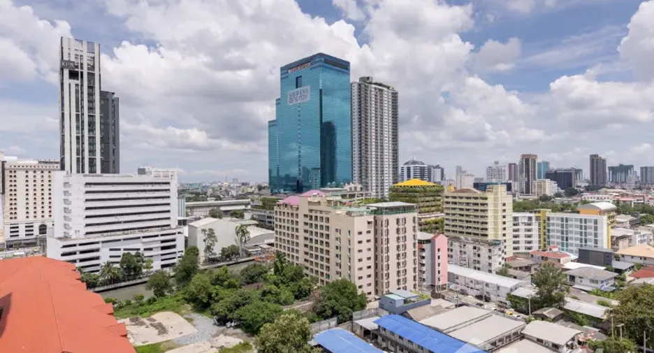 Wohnung zur Miete mit 2 Zimmer in Watthana, Bangkok