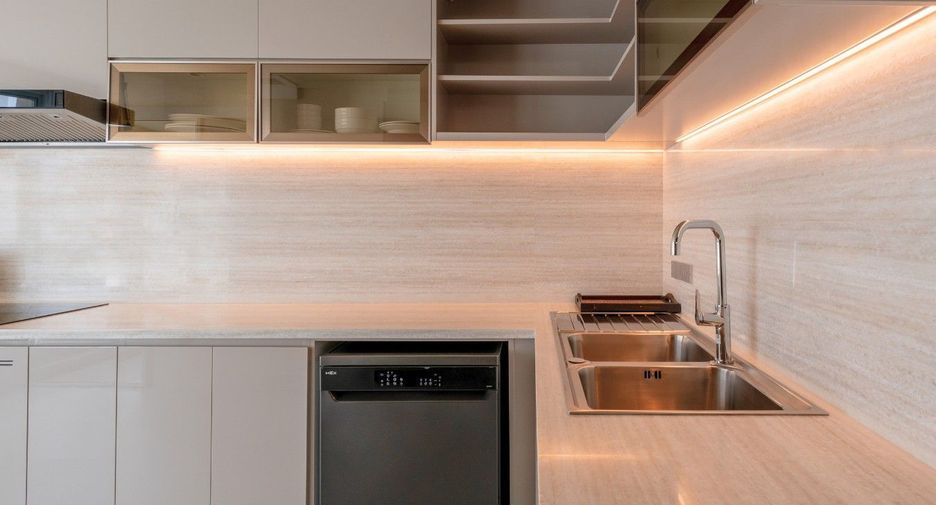 Apartment zur Miete mit 3 Zimmer in Khlong Toei, Bangkok