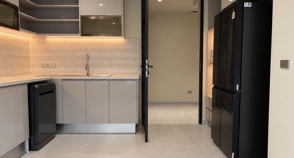 Apartment zur Miete mit 3 Zimmer in Khlong Toei, Bangkok