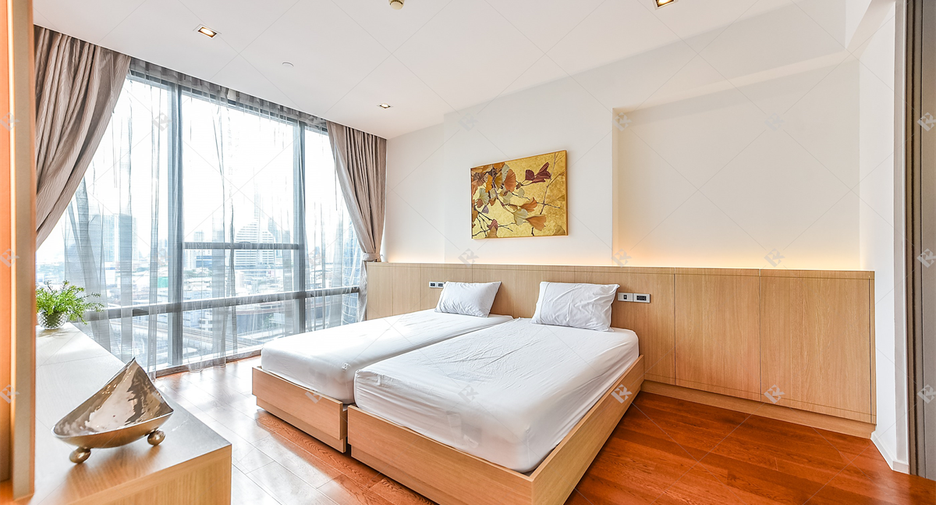 For rent 1 bed condo in Sathon, Bangkok