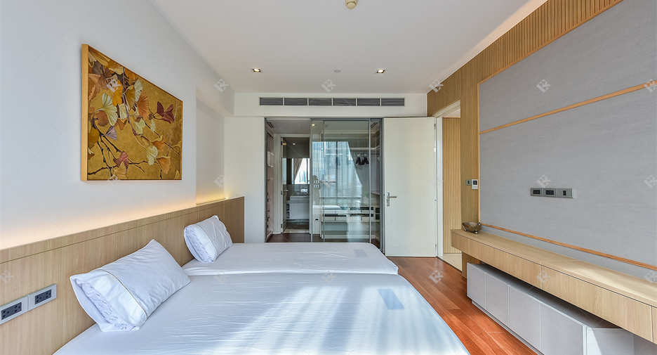 For rent 1 bed condo in Sathon, Bangkok