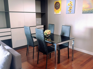 For rent 2 bedrooms condo in Huai Khwang, Bangkok