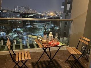 For rent 2 bedrooms condo in Huai Khwang, Bangkok