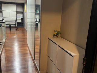 For rent 2 bedrooms condo in Huai Khwang, Bangkok