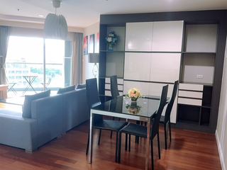 For rent 2 bedrooms condo in Huai Khwang, Bangkok