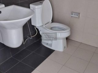For sale 6 bedrooms townhouse in Don Mueang, Bangkok