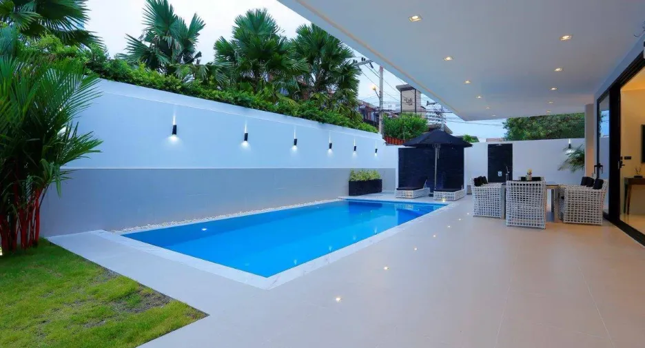 For sale 8 bedrooms house in Bang Lamung, Chonburi