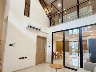 For rent 3 bedrooms townhouse in Suan Luang, Bangkok