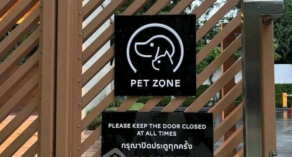 For rent 2 bedrooms condo in Watthana, Bangkok