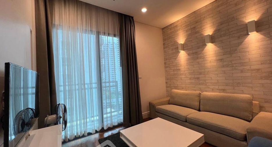For rent 1 bed condo in Khlong Toei, Bangkok