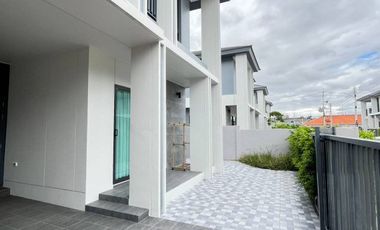 For rent 4 bedrooms house in Bang Lamung, Chonburi