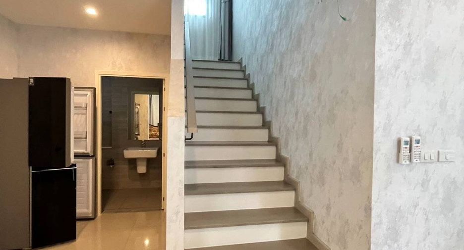 For rent 4 bedrooms house in Bang Lamung, Chonburi