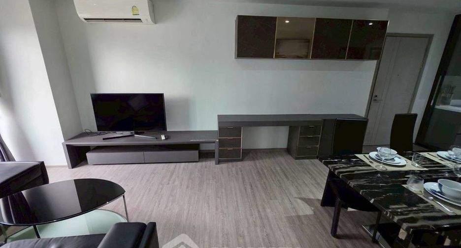 ให้เช่า 2 ห้องนอน คอนโด ใน วัฒนา, กรุงเทพฯ