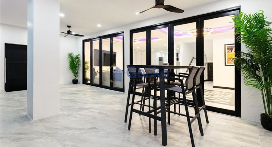 For rent 5 ベッドルーム house in Jomtien, Pattaya