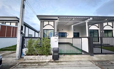 For rent 2 ベッドルーム house in Bang Lamung, Chonburi