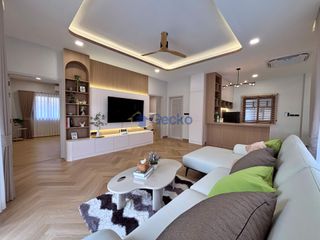 For rent 4 ベッドルーム house in Bang Lamung, Chonburi