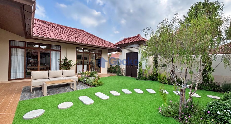 For rent 4 ベッドルーム house in Huay Yai, Pattaya