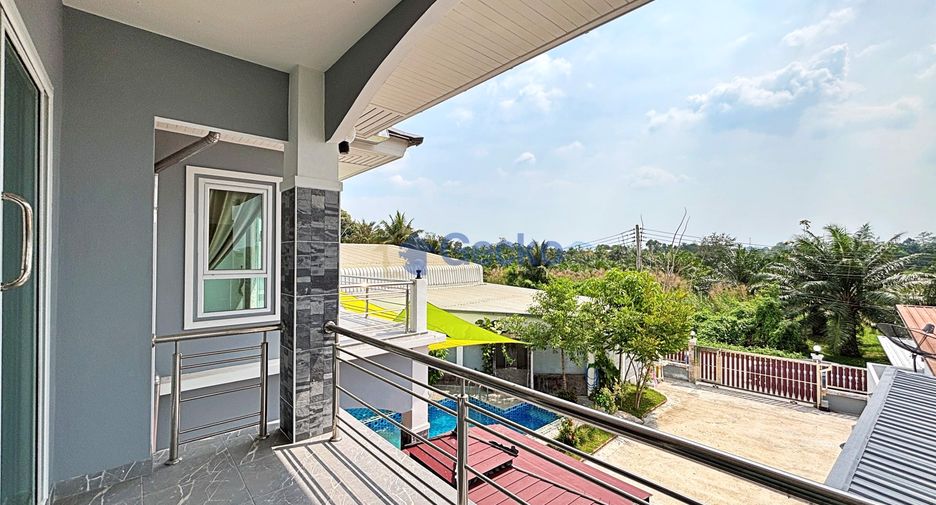 For rent 9 ベッドルーム house in Huay Yai, Pattaya