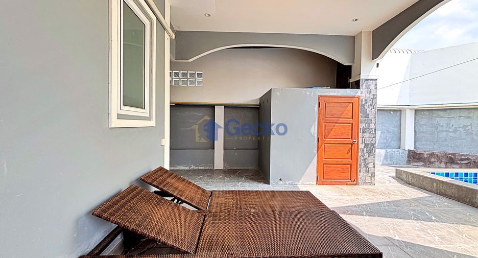 For rent 9 ベッドルーム house in Huay Yai, Pattaya