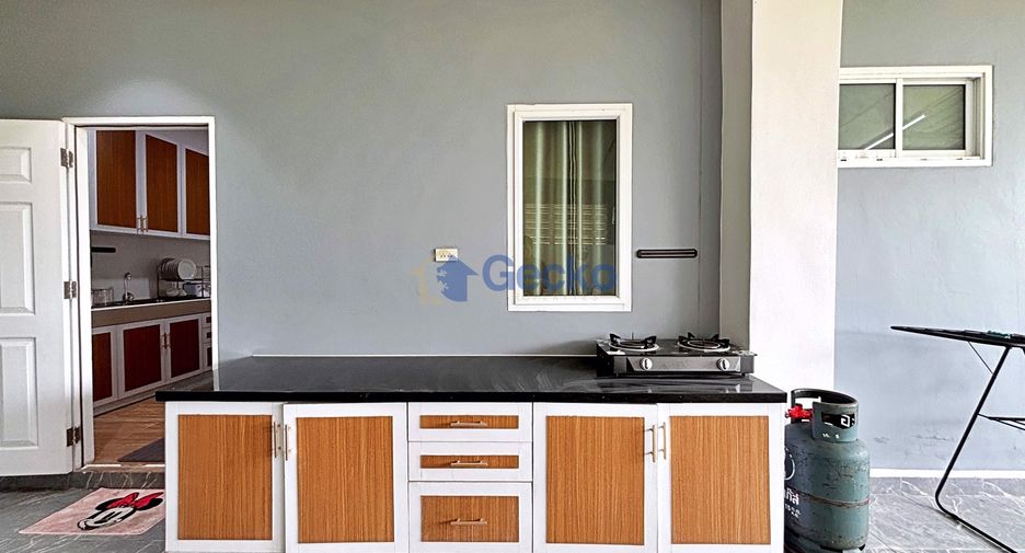 For rent 9 ベッドルーム house in Huay Yai, Pattaya