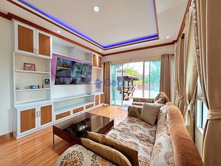 For rent 9 ベッドルーム house in Bang Lamung, Chonburi