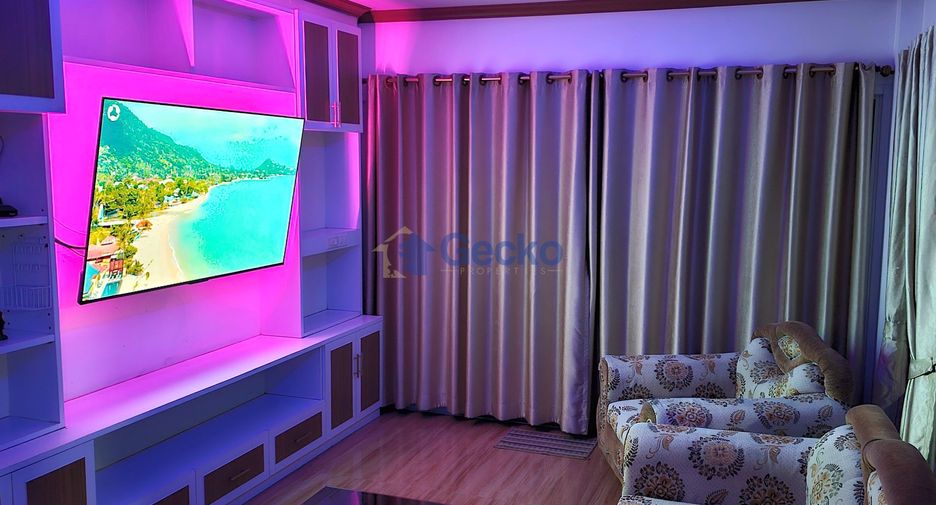 For rent 9 ベッドルーム house in Huay Yai, Pattaya