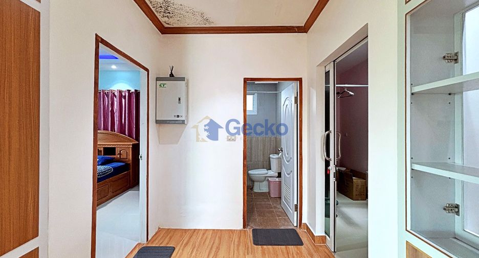 For rent 9 ベッドルーム house in Huay Yai, Pattaya