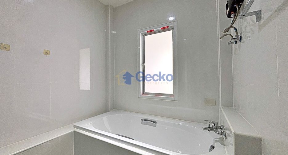 For rent 9 ベッドルーム house in Huay Yai, Pattaya