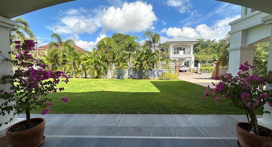 For rent 5 ベッドルーム house in Bang Lamung, Chonburi