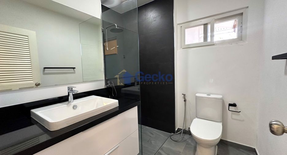 For rent 5 ベッドルーム house in Bang Lamung, Chonburi