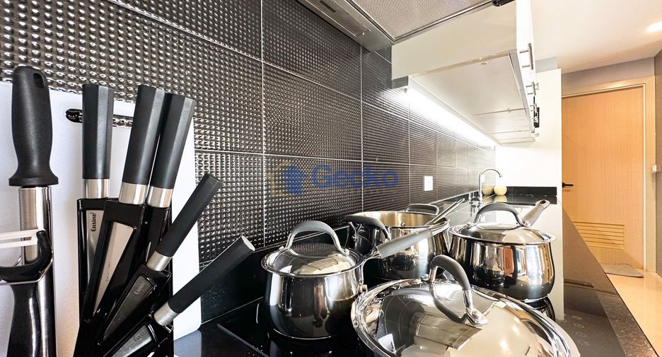 For rent 2 bedrooms condo in Jomtien, Pattaya