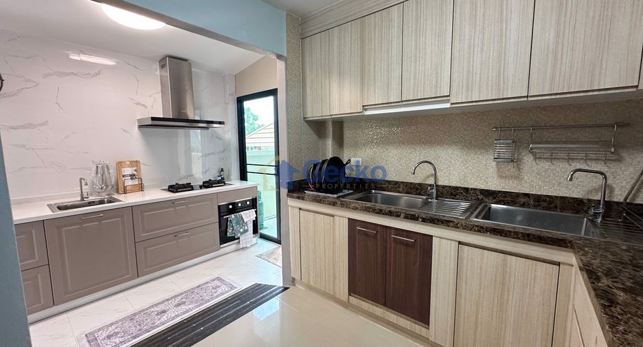 For rent 3 ベッドルーム house in Bang Lamung, Chonburi