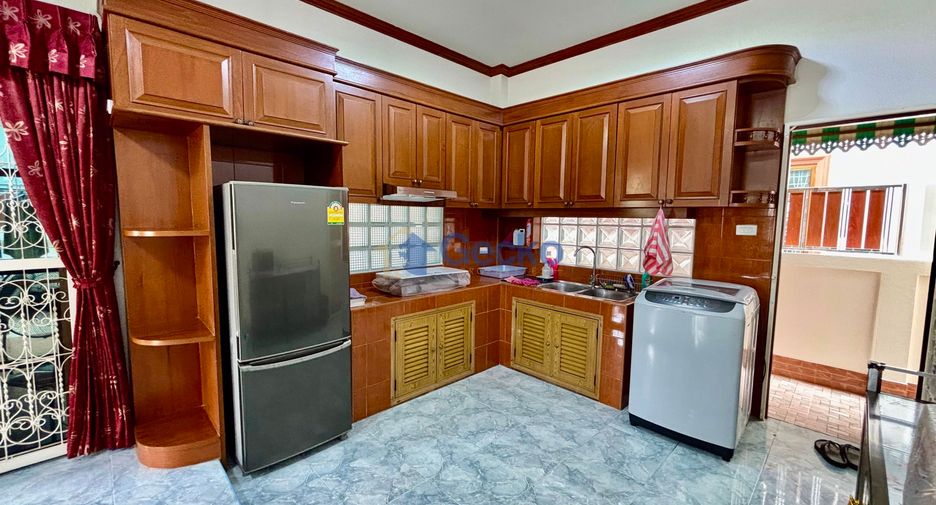 For rent 2 ベッドルーム house in Bang Lamung, Chonburi