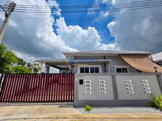For rent 3 ベッドルーム house in Bang Lamung, Chonburi