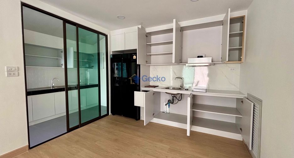 For rent 4 ベッドルーム house in Bang Lamung, Chonburi